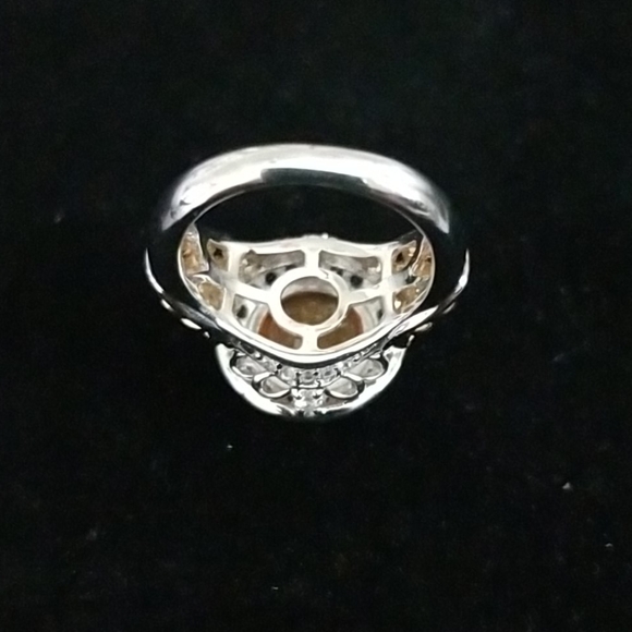 Ring - Picture 4 of 4